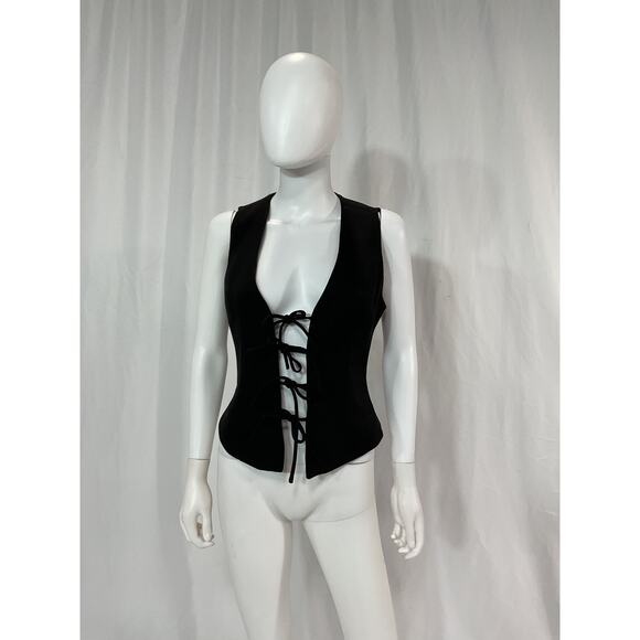 Elliatt 'Cavalcade' Black Crepe Top Size S - Picture 2 of 5